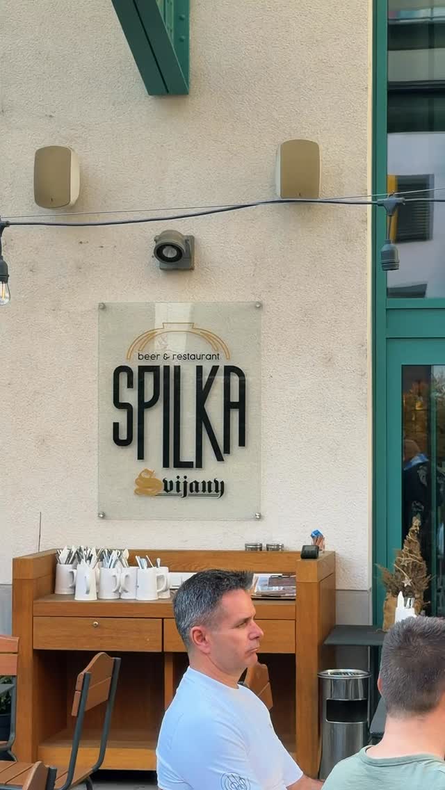 V Bratislave máme krásne slnečno. Najvyšší čas vyskúšať našu opäť otvorenú terasu v Spilke. 🥳🫶🏻