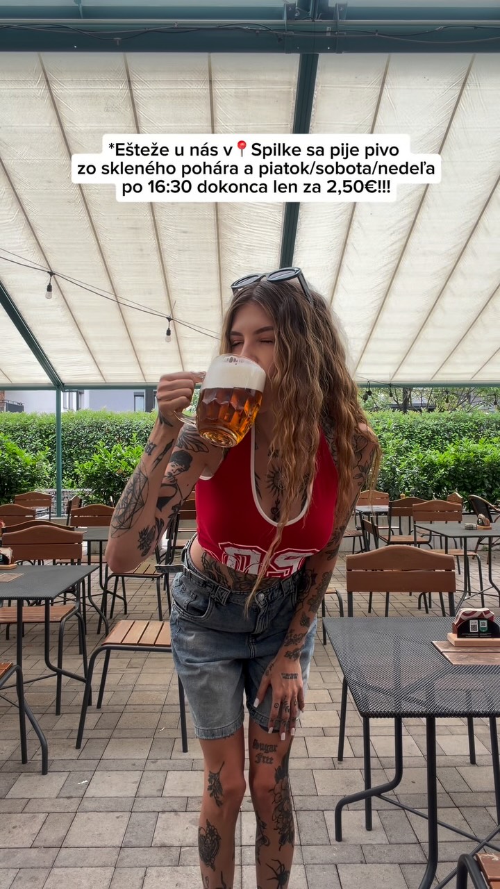 Veľké pivko za 2,50€ musí byť! Či si žena, alebo muž naša akcia stále platí po 16:30 v piatok, sobotu a nedeľu! 🍻 Tak si príďte vychutnať náš prémiový ležiak 450 😮‍💨 NAZDRAVIE! 

#Spilkabratislava #Spilka #akcia
